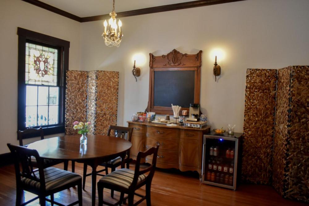Sparrow Grove Manor Monroe Luaran gambar