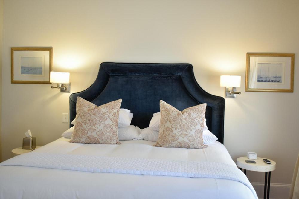 Sparrow Grove Manor Monroe Bilik gambar