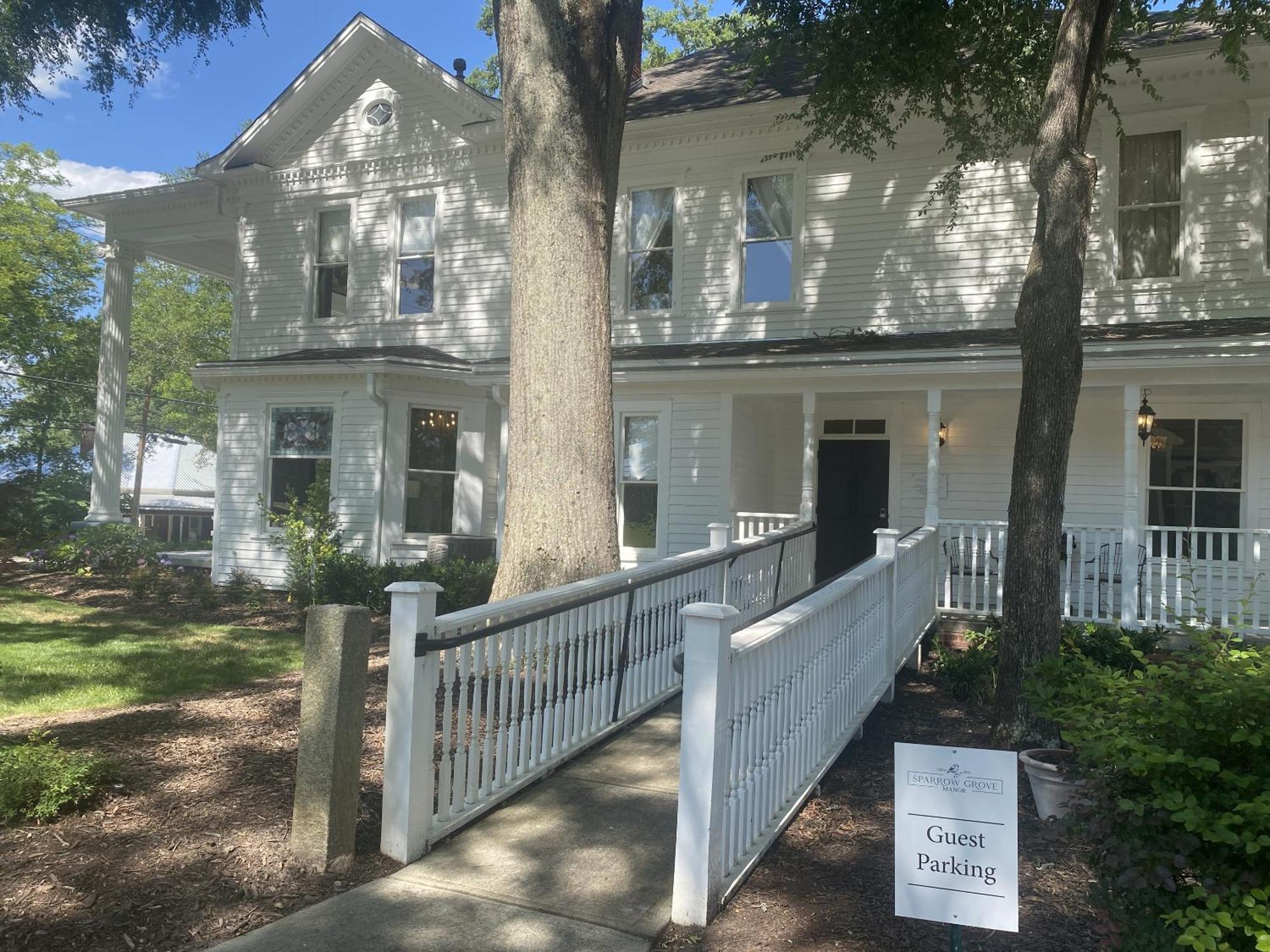Sparrow Grove Manor Monroe Luaran gambar