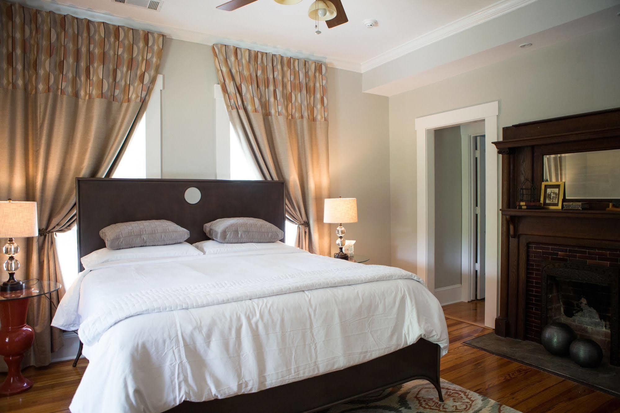 Sparrow Grove Manor Monroe Luaran gambar